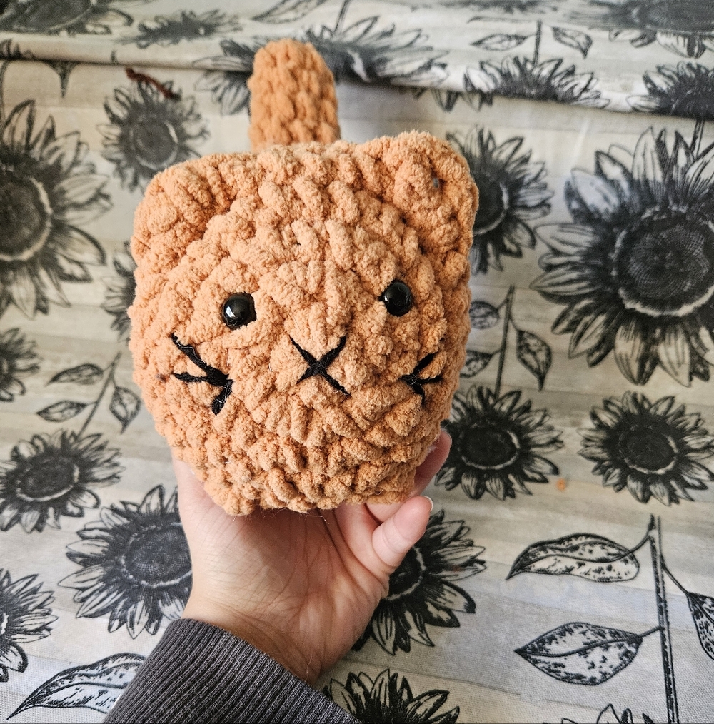 Crochet Orange Loaf Cat Amigurumi Plushie